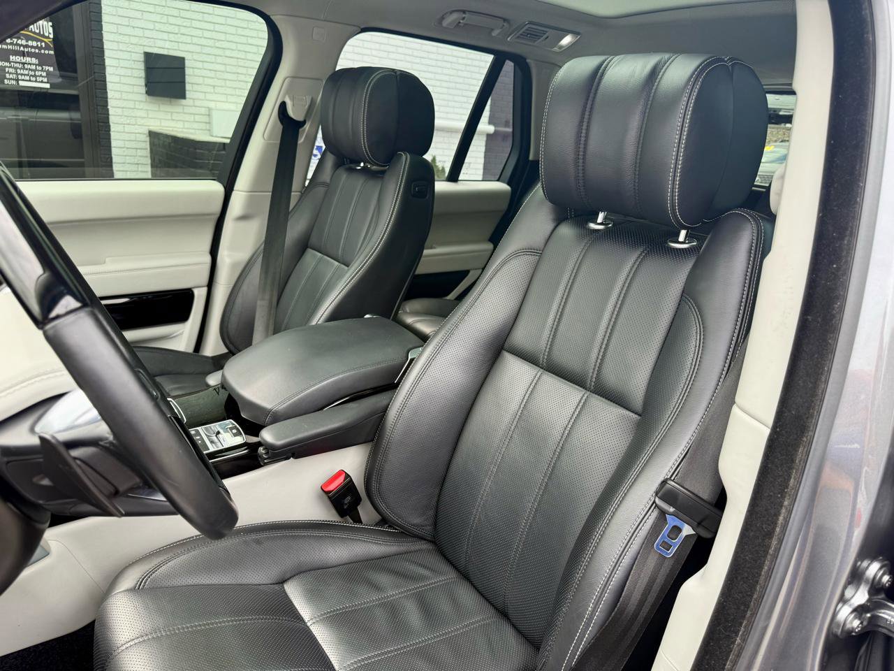 Used 2014 Land Rover Range Rover Autobiography AWD/4WD image 18
