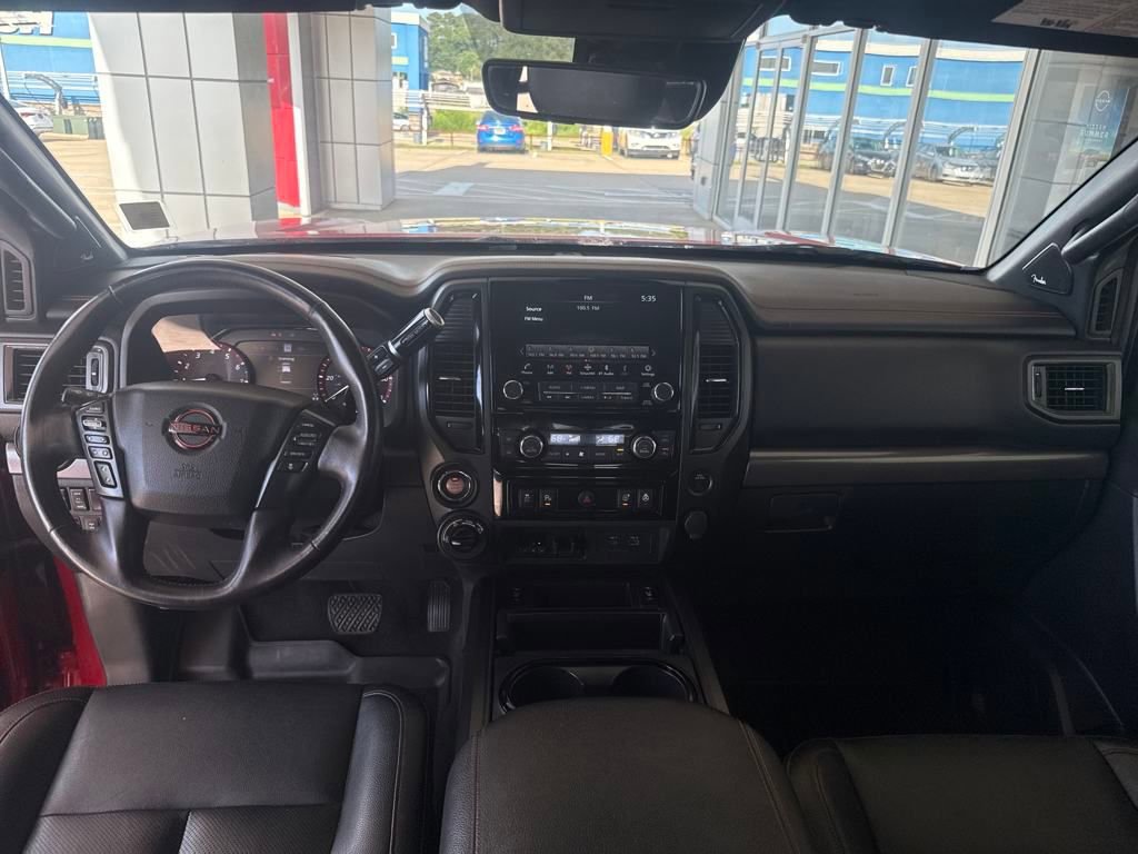 Used 2023 Nissan Titan PRO-4X w/ Pro-4x Convenience Package image 19
