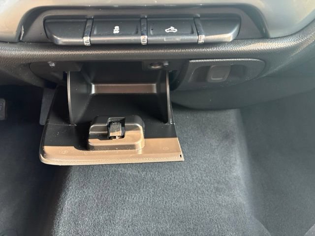 Used 2019 Chevrolet Silverado 1500 LT AWD/4WD image 30
