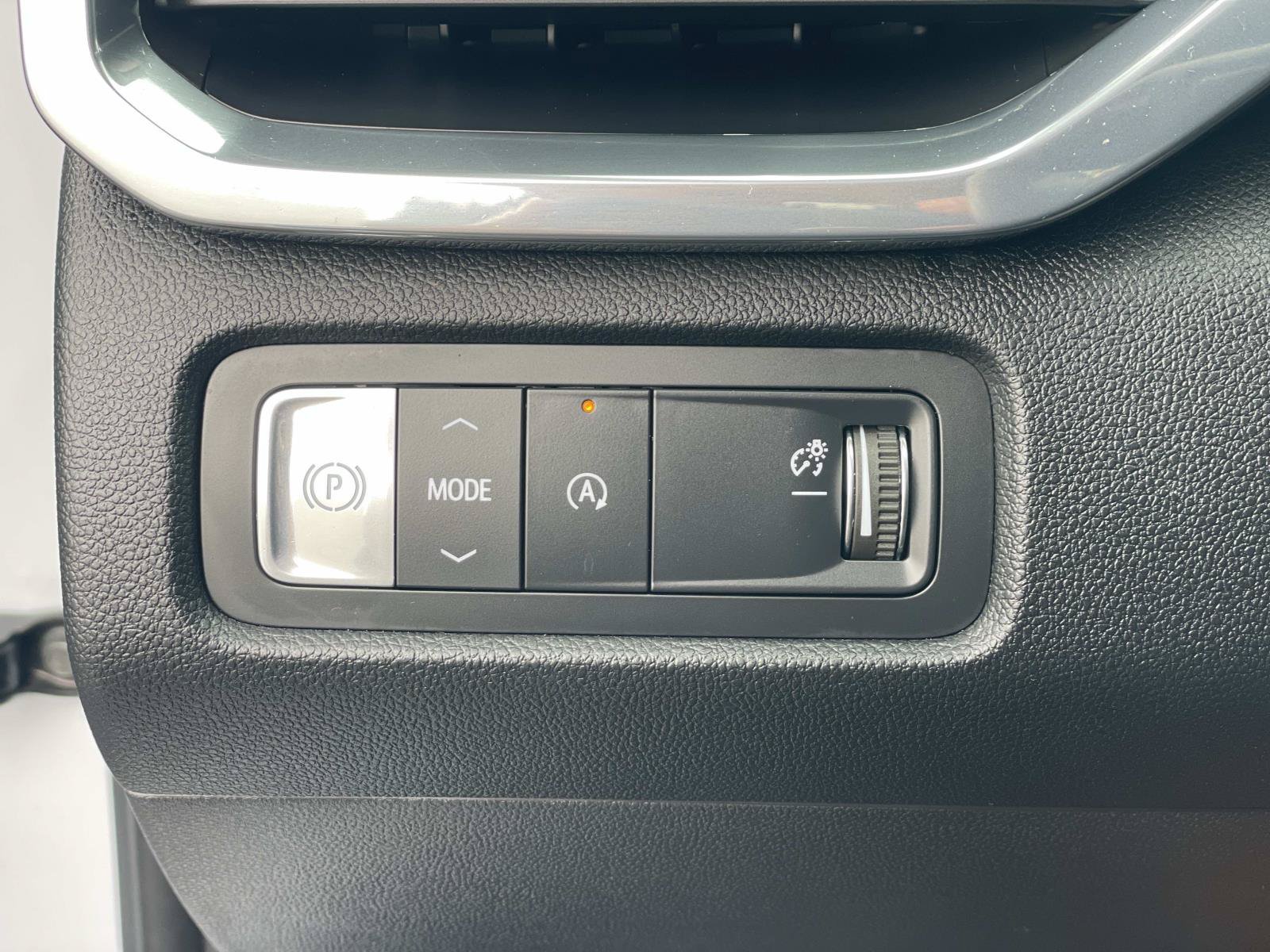 Used 2026 GMC Acadia Denali w/ Super Cruise Package FWD image 19