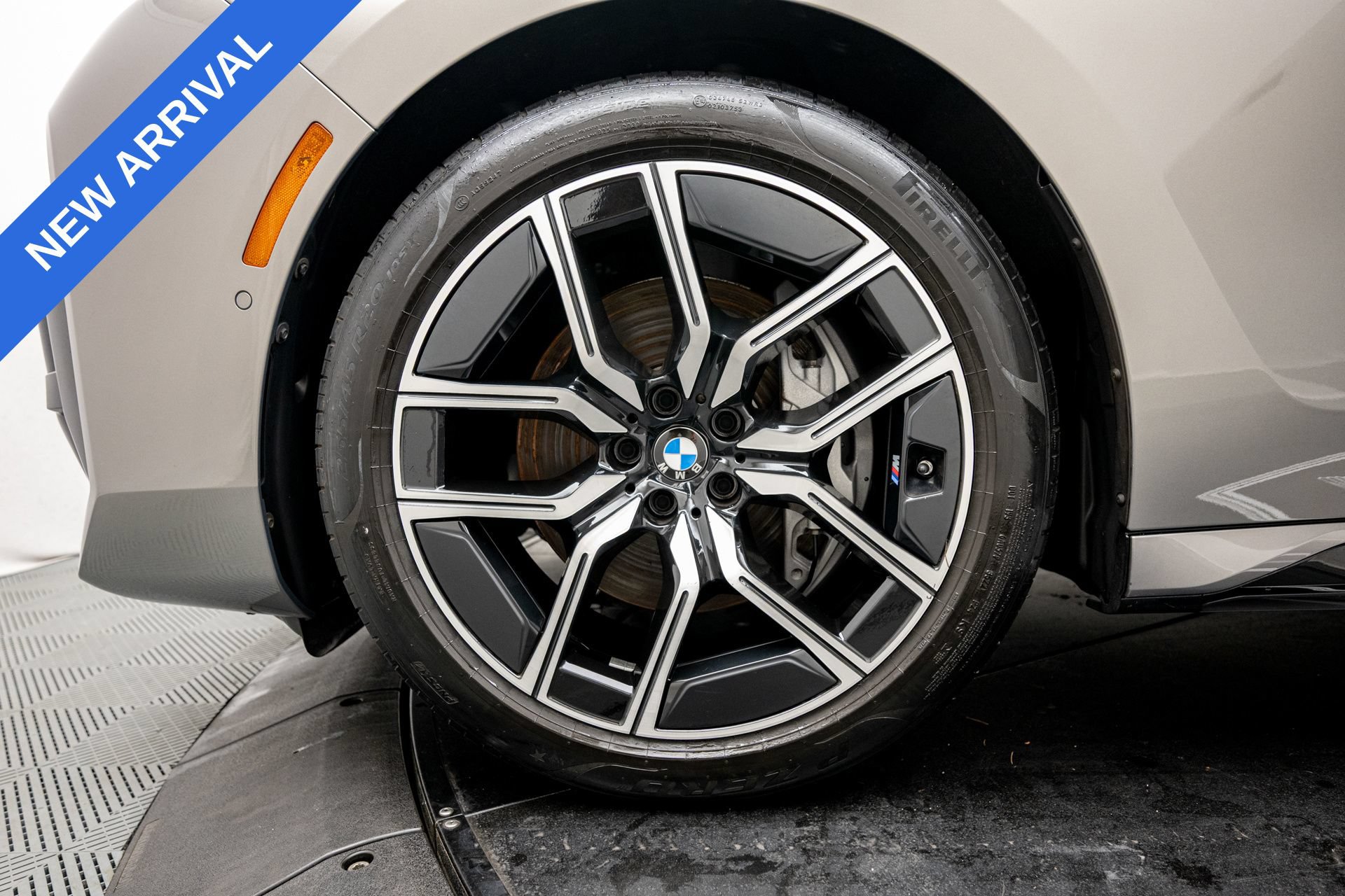 Used 2023 BMW 740i RWD image 34