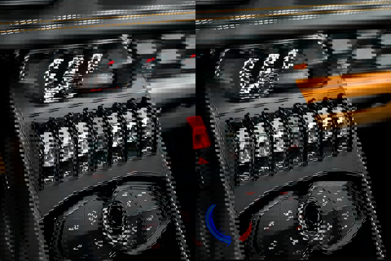 Used 2015 Lamborghini Huracan LP 610-4 image 34