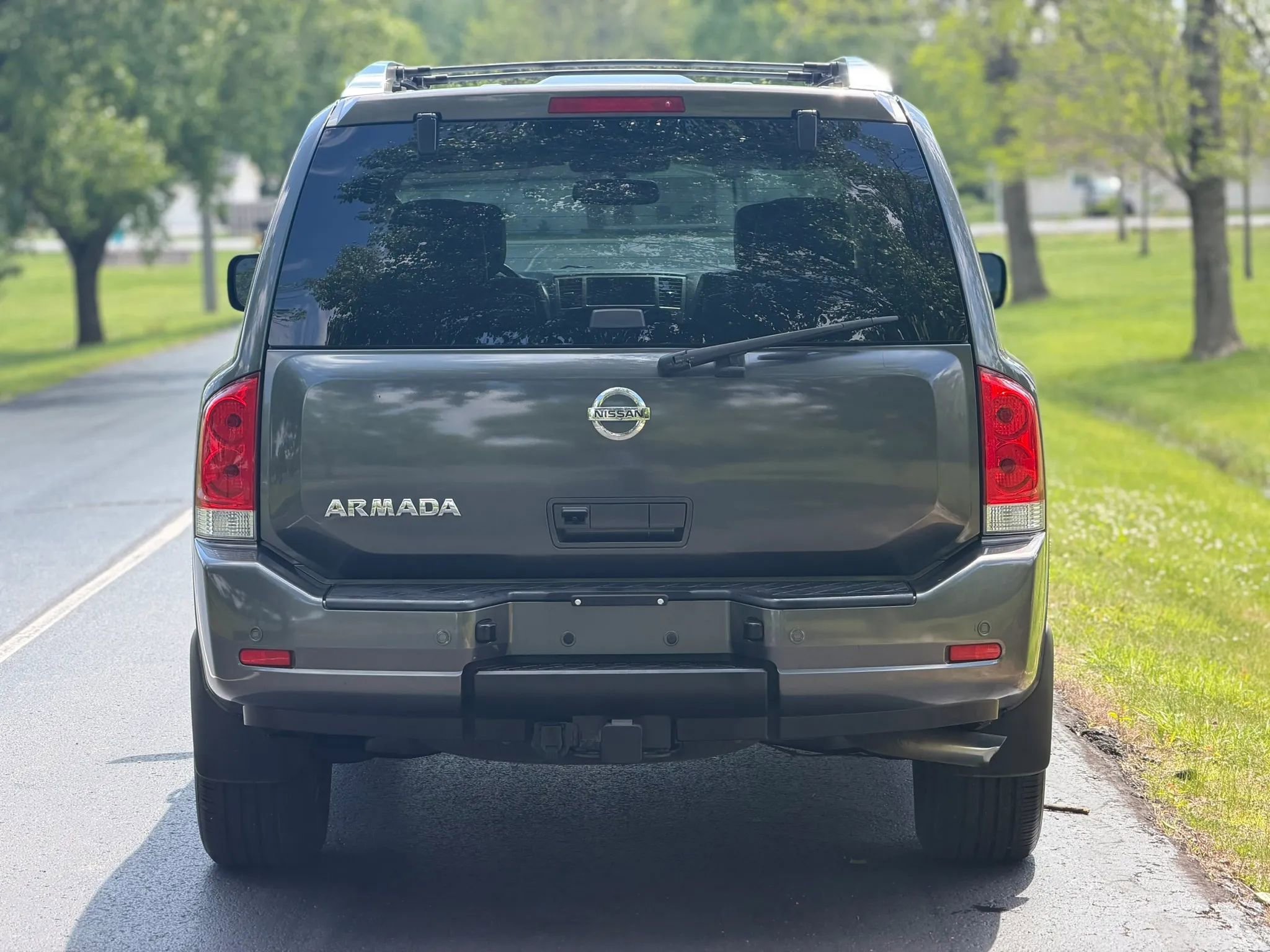 Used 2012 Nissan Armada Platinum AWD/4WD image 5