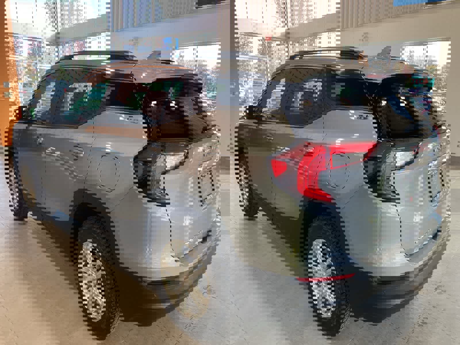 Used 2023 GMC Terrain SLE w/ Driver Convenience Package image 7