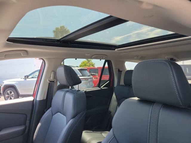 New 2025 Honda Pilot Touring image 35