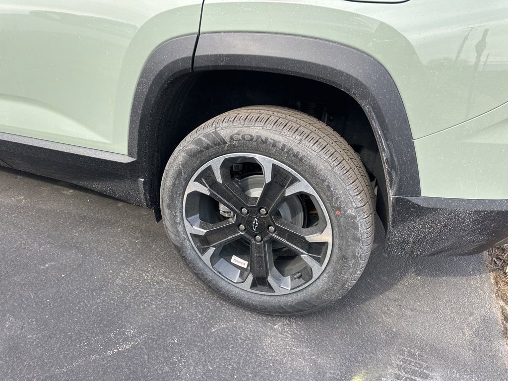 New 2026 Chevrolet Equinox LT image 13