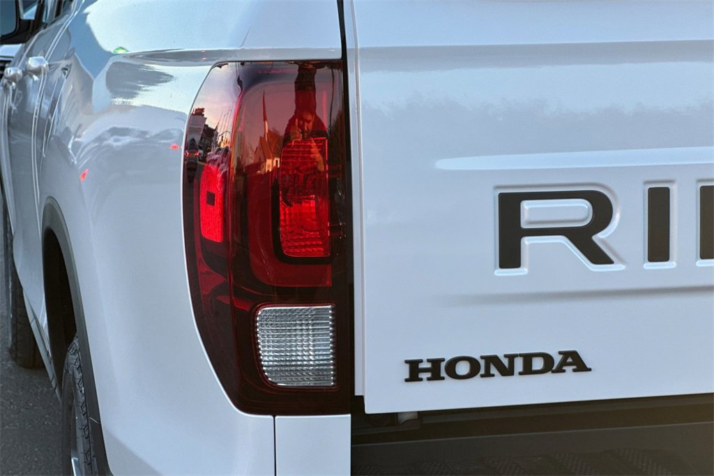 New 2025 Honda Ridgeline RTL image 25