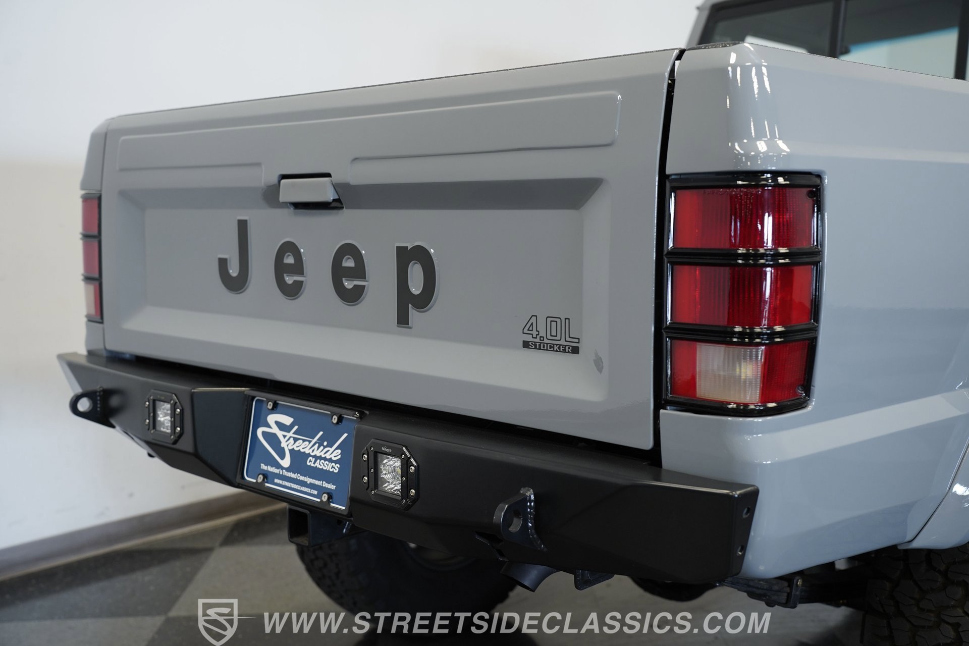 Used 1990 Jeep Comanche Pioneer image 30