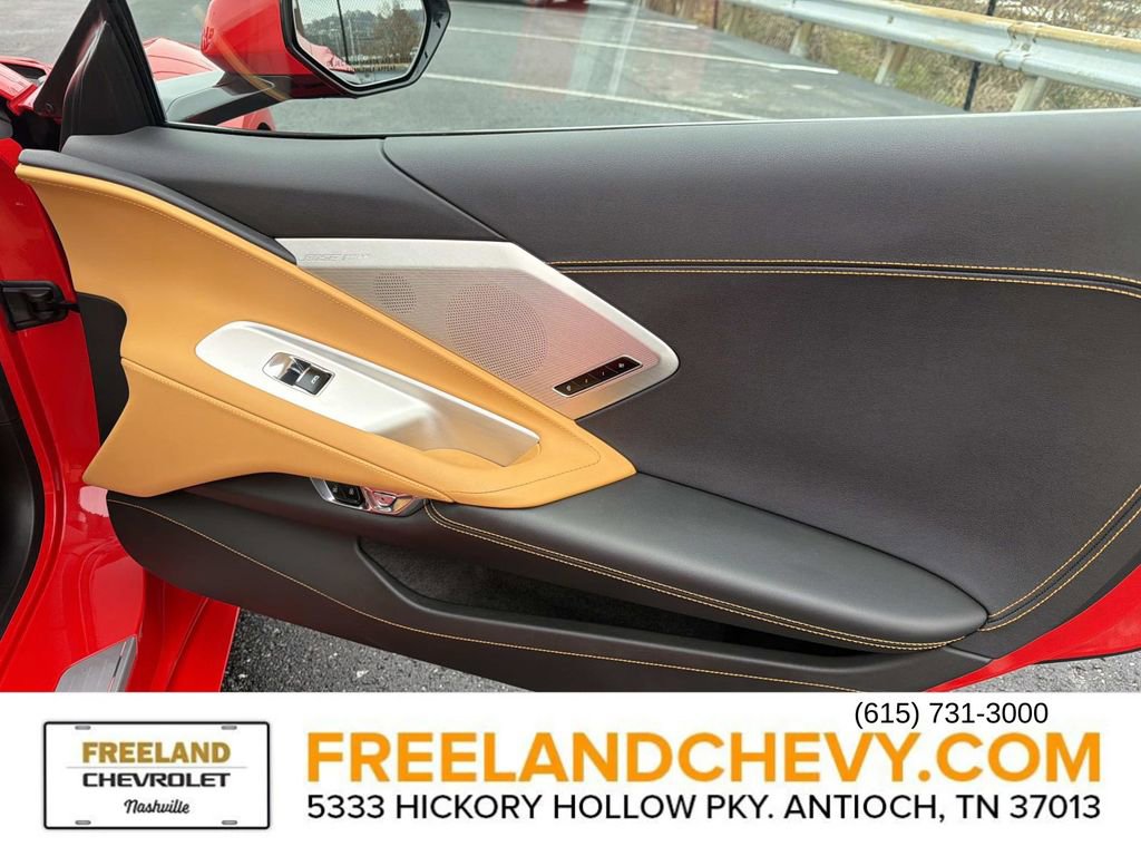 Used 2021 Chevrolet Corvette Stingray Preferred Cpe w/ Z51 Performance Package image 23