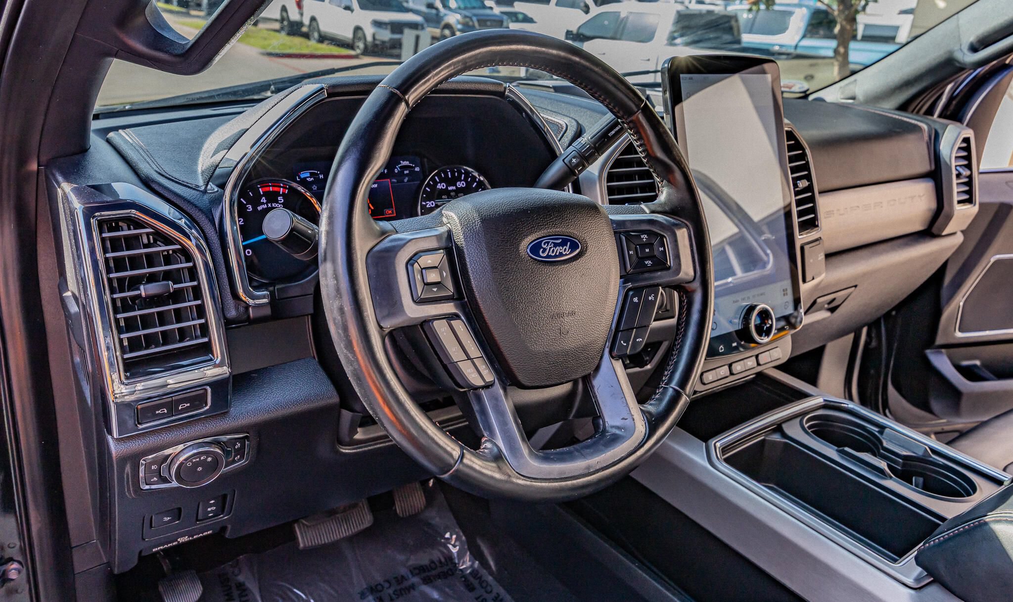 Used 2019 Ford F450 Platinum w/ Platinum Ultimate Package AWD/4WD image 16