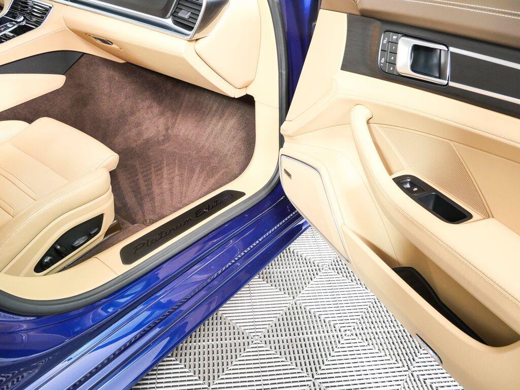 Certified 2023 Porsche Panamera 4 Platinum Edition AWD/4WD image 27