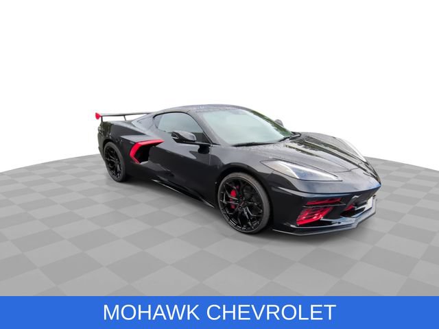 Used 2024 Chevrolet Corvette Stingray Preferred Cpe w/ Z51 Performance Package RWD image 2