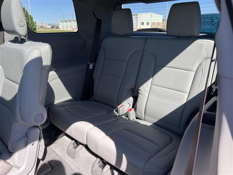 Used 2019 GMC Acadia SLT image 16