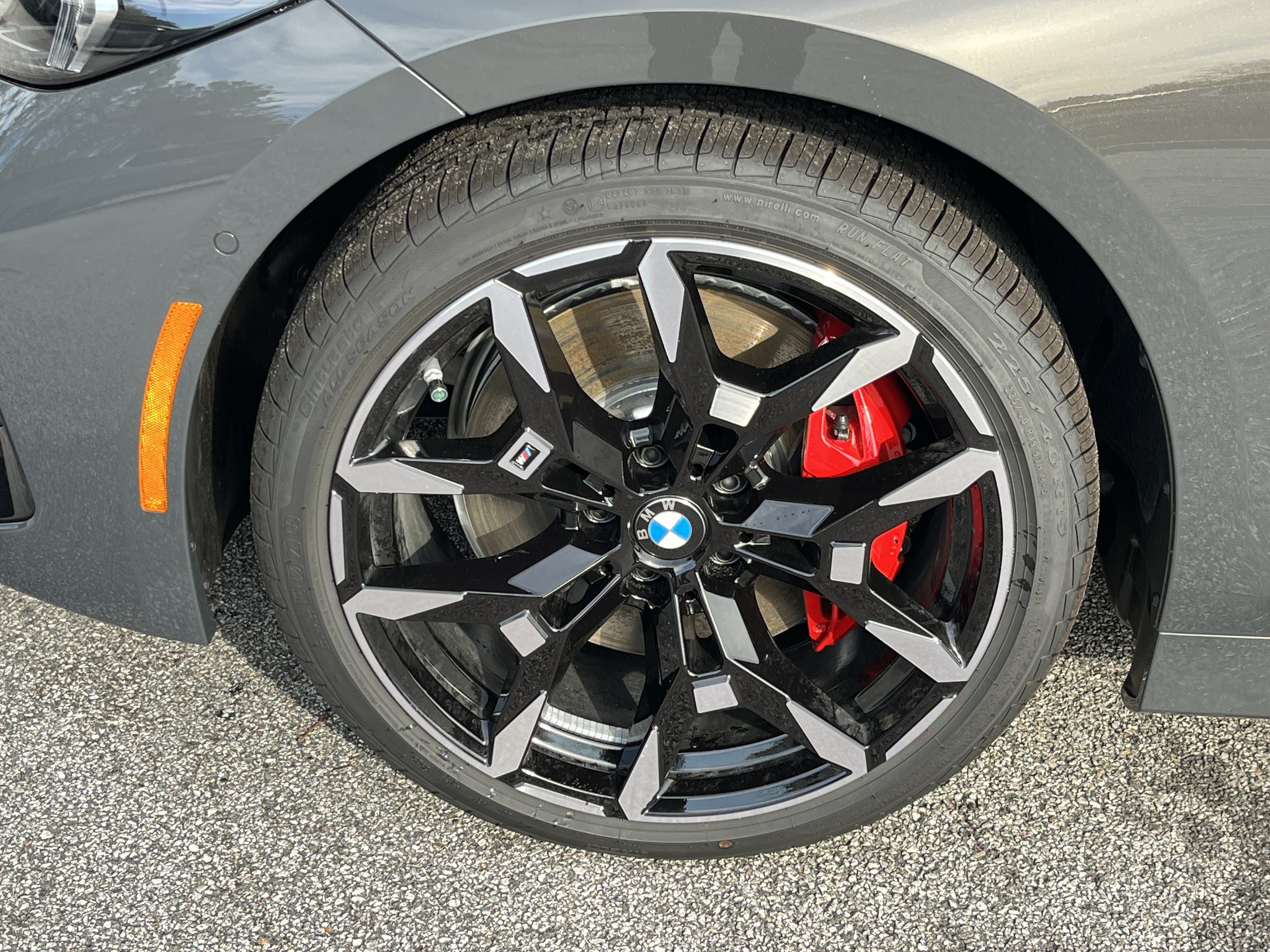 New 2026 BMW 330i Sedan w/ M Sport Package RWD image 29