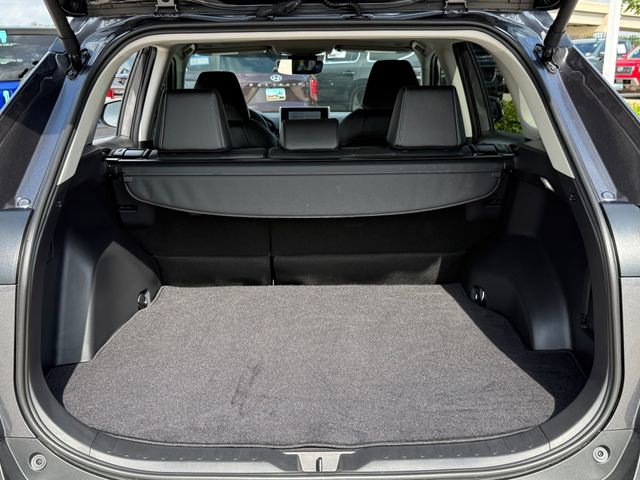 Used 2025 Toyota RAV4 XLE Premium image 31