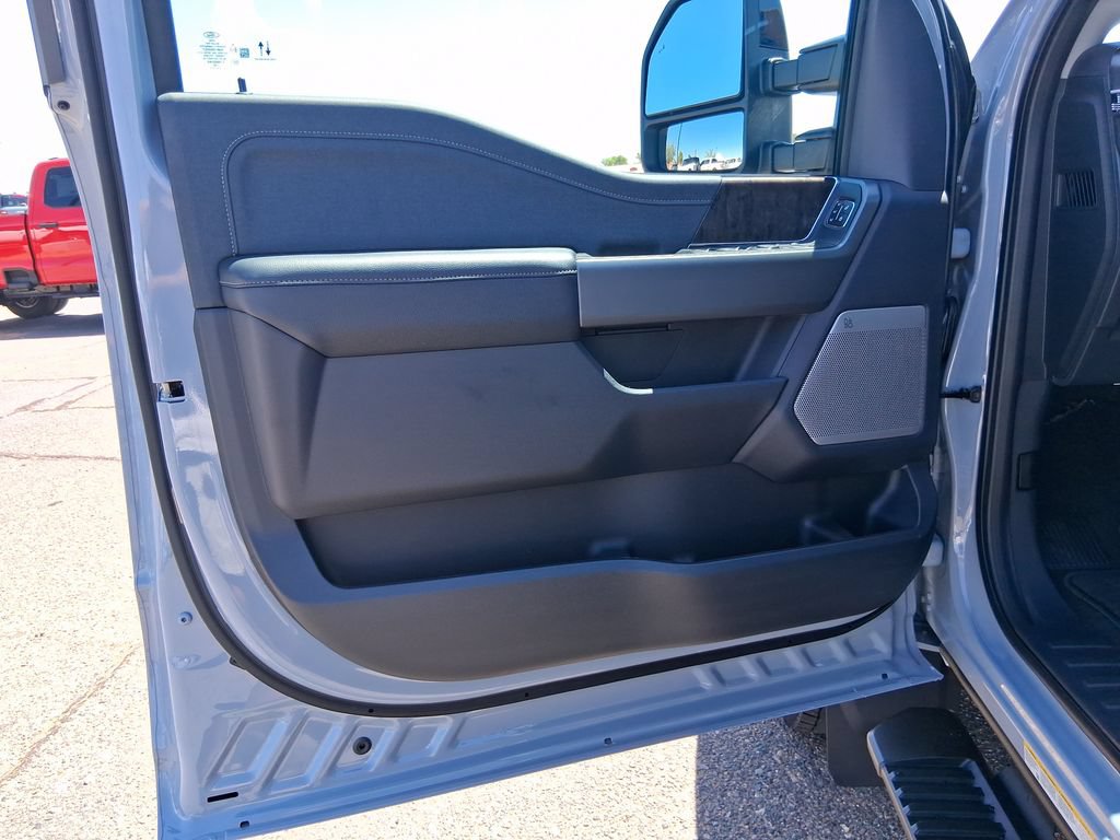 New 2026 Ford F450 Lariat w/ Lariat Premium Package AWD/4WD image 10