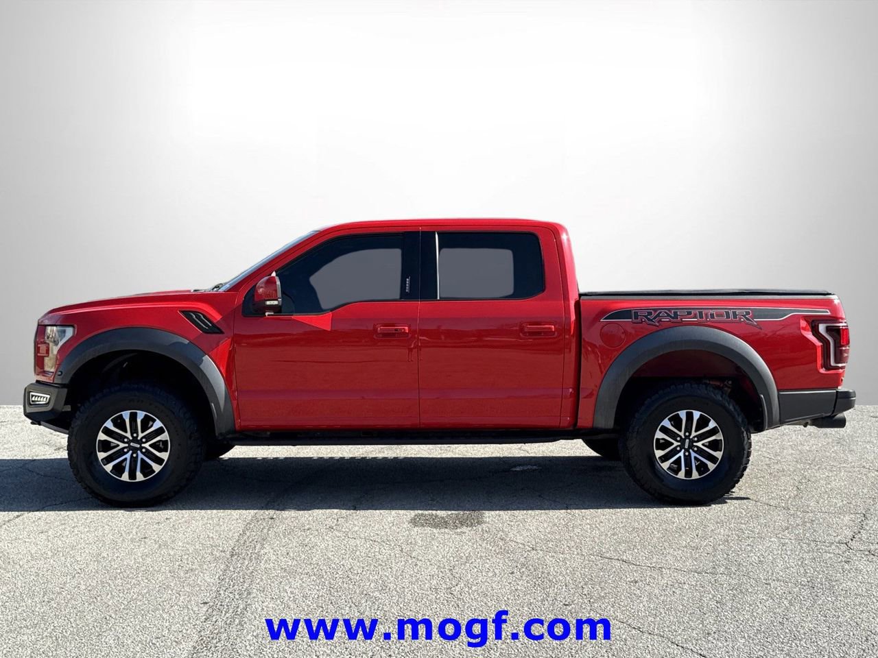 Used 2019 Ford F150 Raptor w/ Equipment Group 802A Luxury image 33