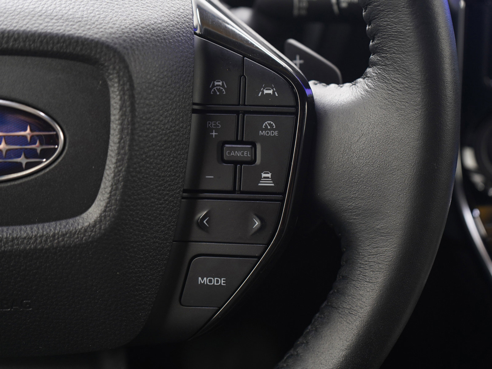 Used 2023 Subaru Solterra Limited image 27
