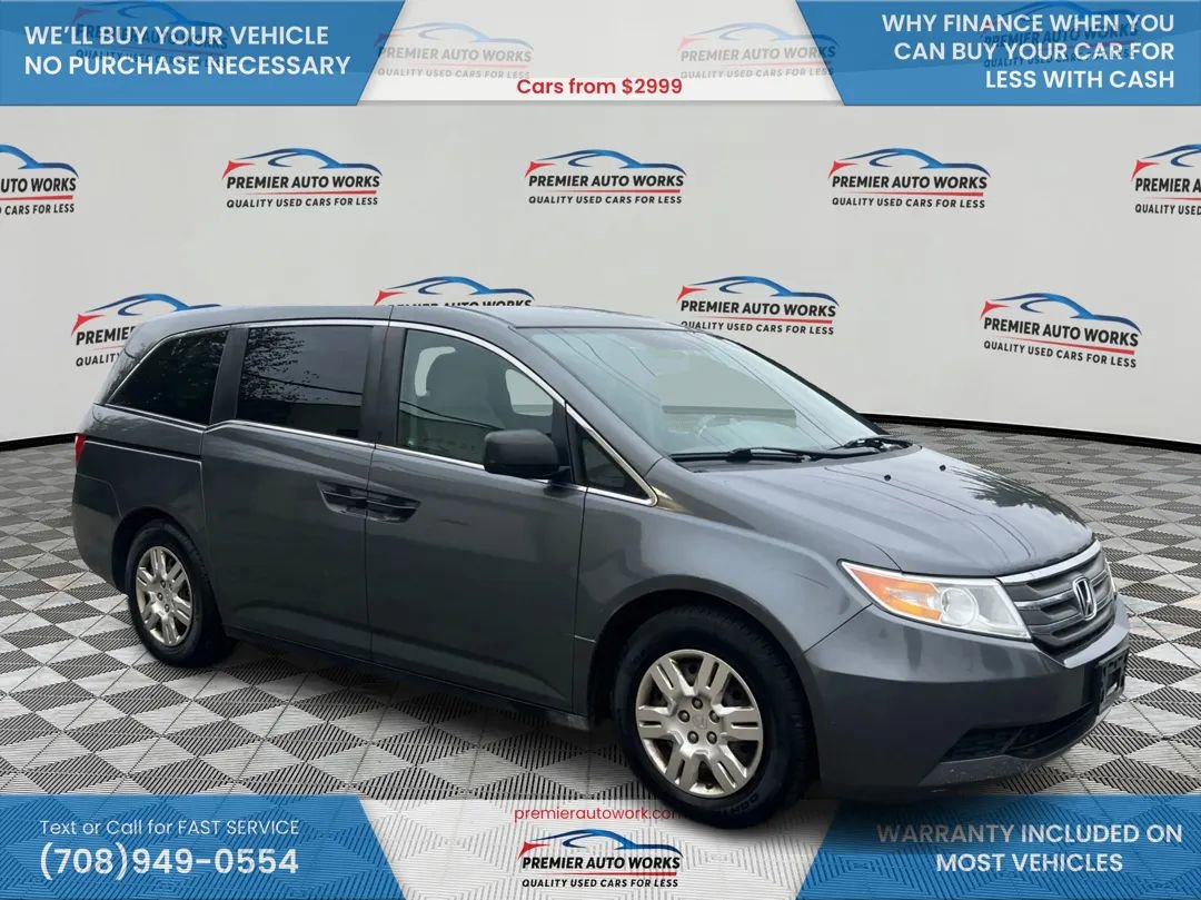 Used 2012 Honda Odyssey LX image 3