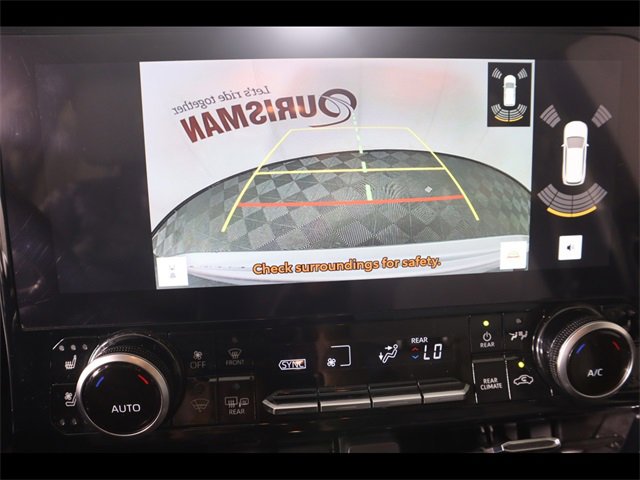 Used 2023 Toyota Highlander Limited image 32