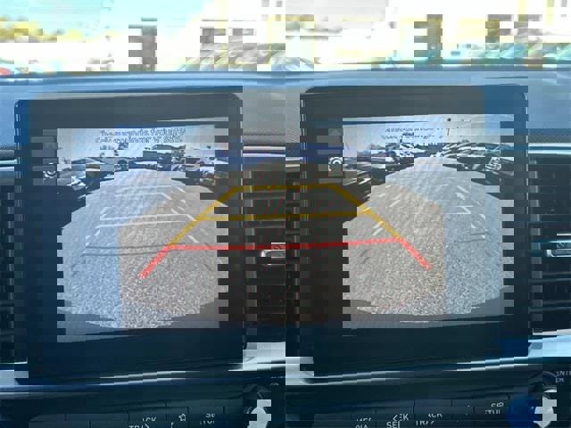 New 2025 Hyundai Venue SEL image 11