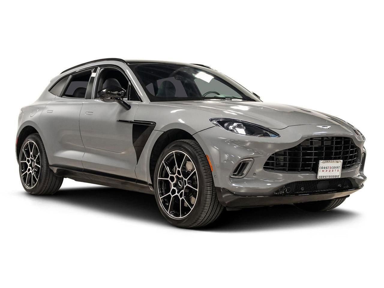Used 2021 Aston Martin DBX image 63