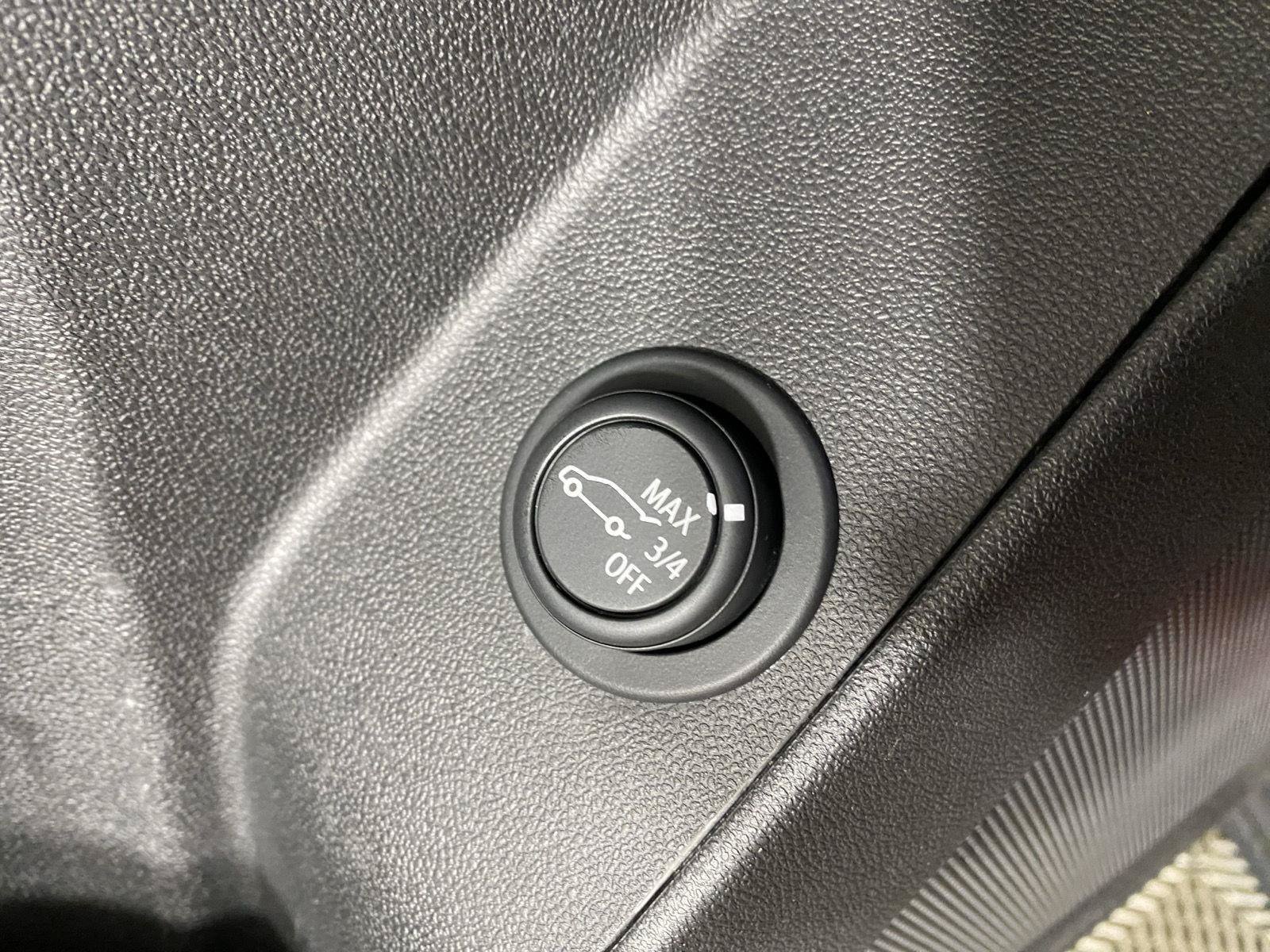 Used 2019 Chevrolet Equinox LT FWD image 21