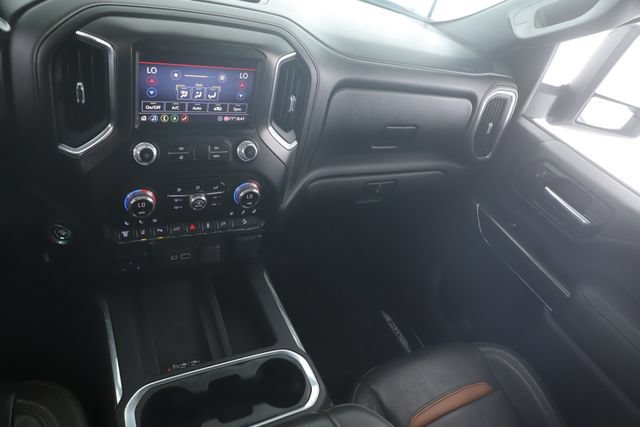 Used 2020 GMC Sierra 3500 AT4 w/ AT4 Premium Package AWD/4WD image 28