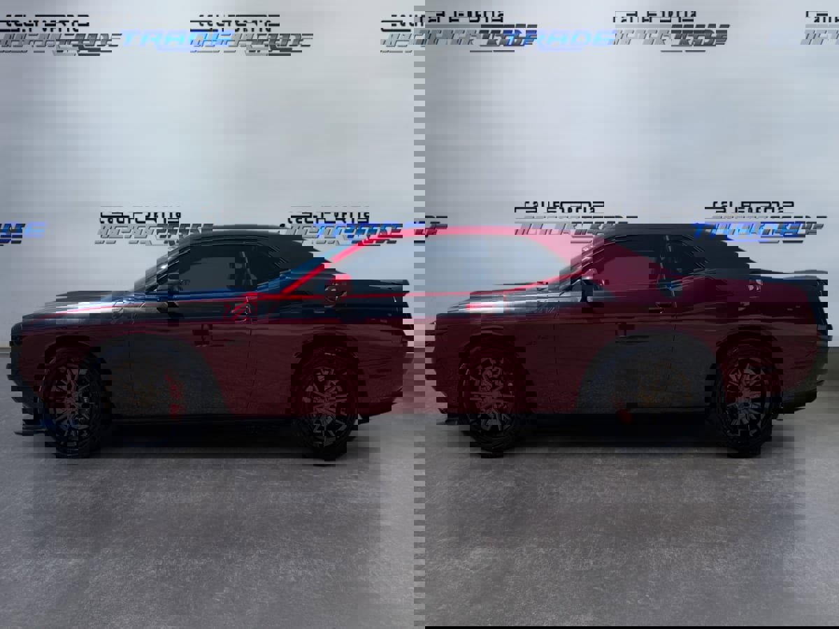 Used 2018 Dodge Challenger T/A image 8