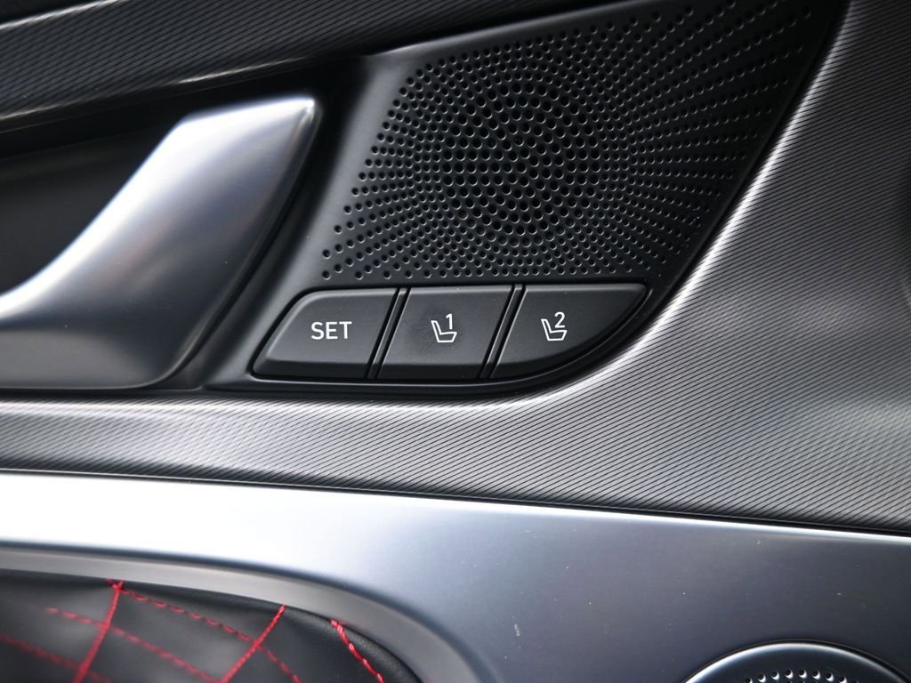 Used 2025 Genesis G70 3.3T Advanced w/ Sport Prestige Package image 18