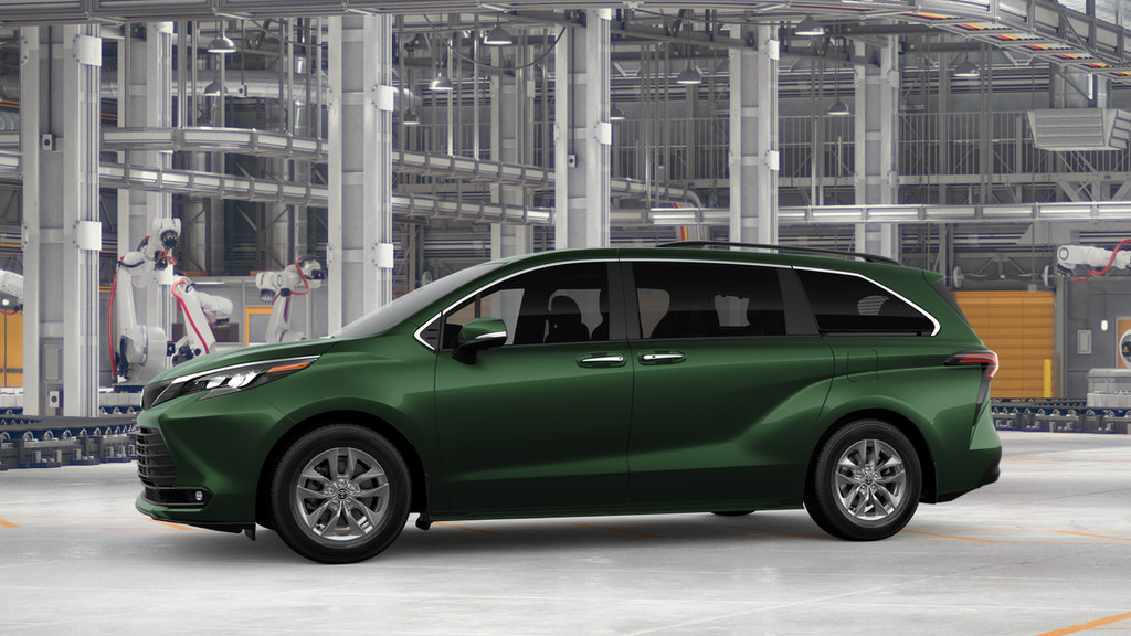 New 2026 Toyota Sienna XLE AWD/4WD image 3