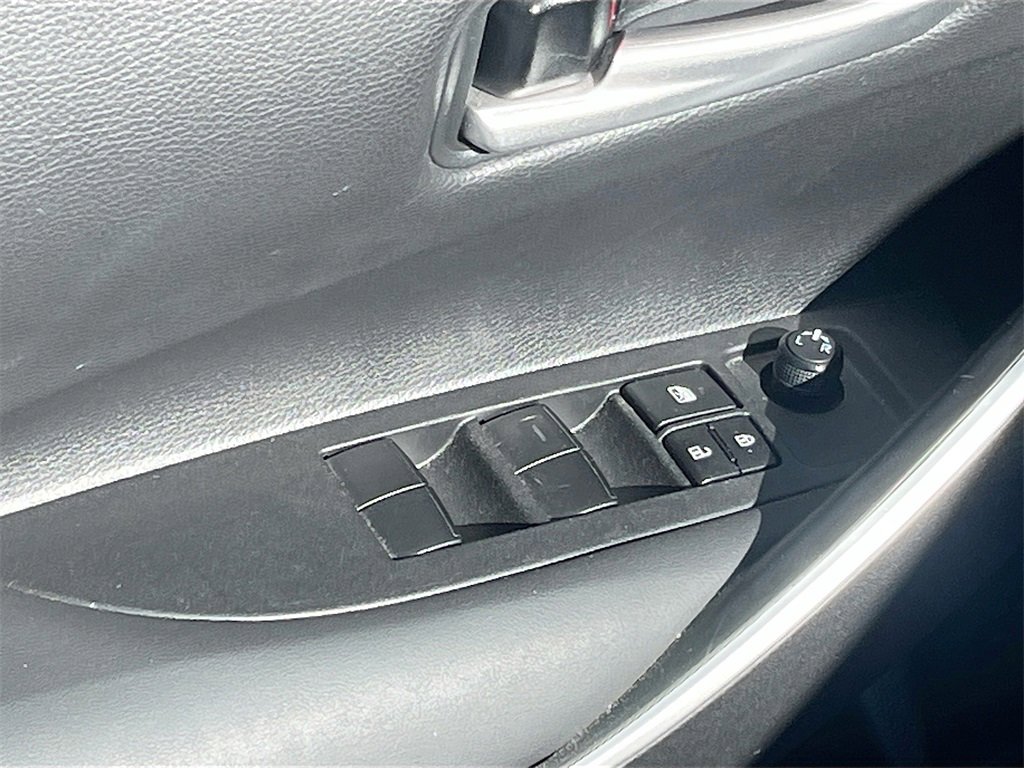 Used 2022 Toyota Corolla SE image 17