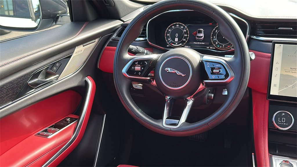 Certified 2024 Jaguar F-PACE R-Dynamic S image 26