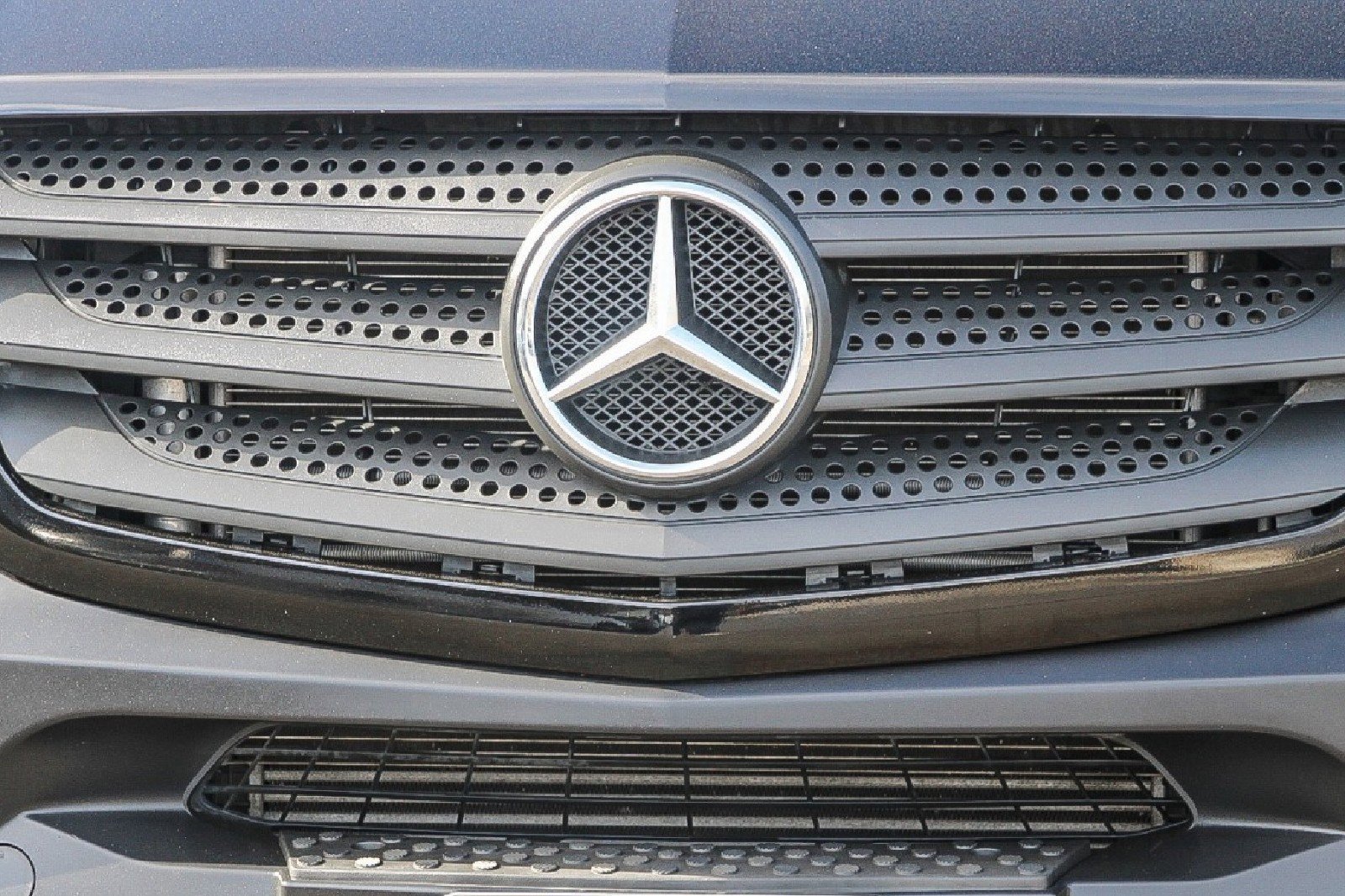 Used 2017 Mercedes-Benz Sprinter 3500 image 26