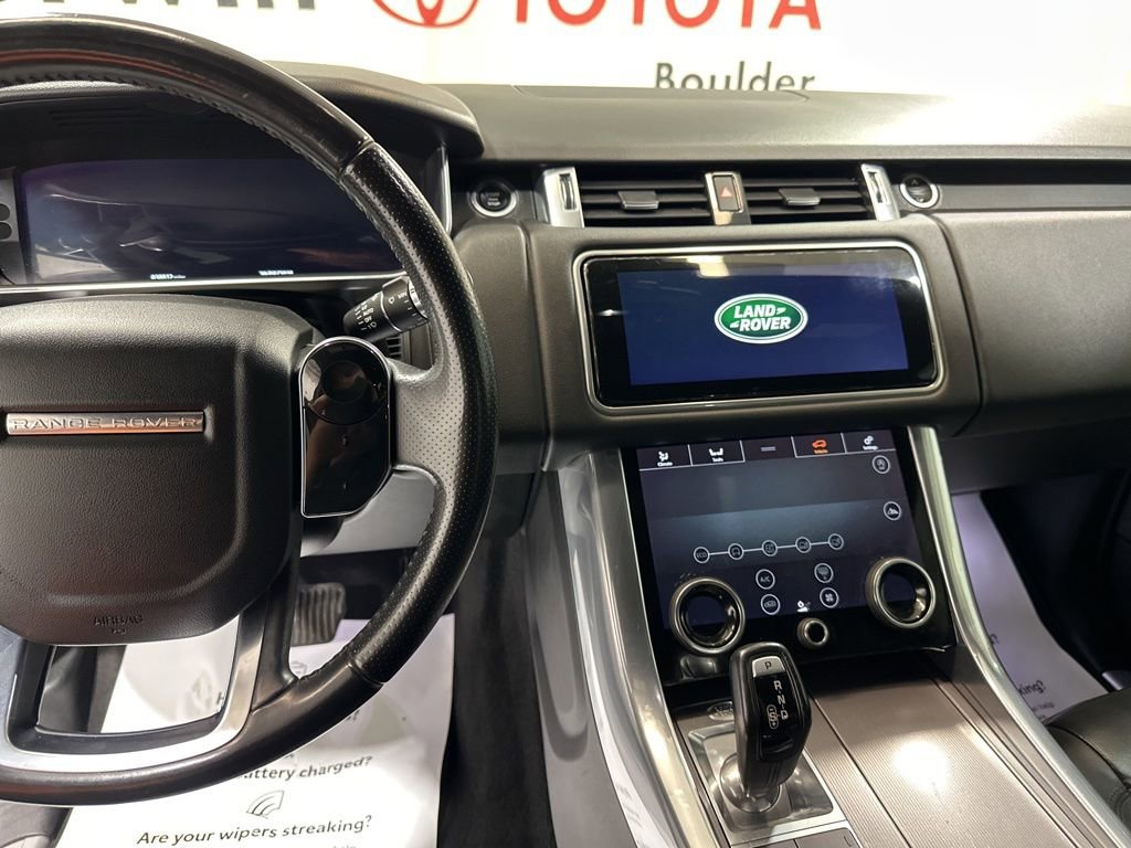 Used 2020 Land Rover Range Rover Sport HSE image 24