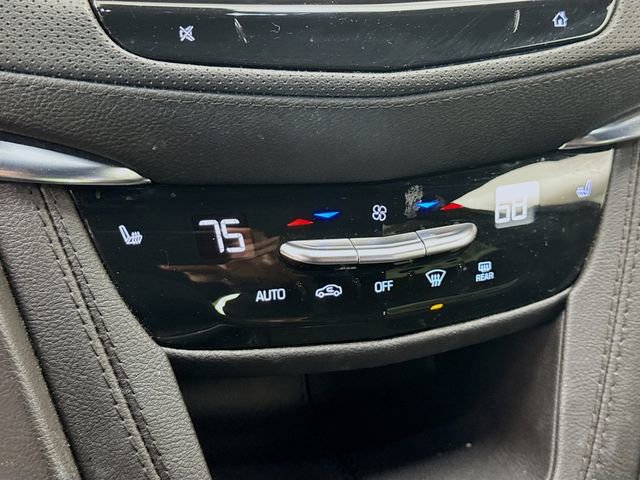 Used 2024 Cadillac XT5 Luxury image 17