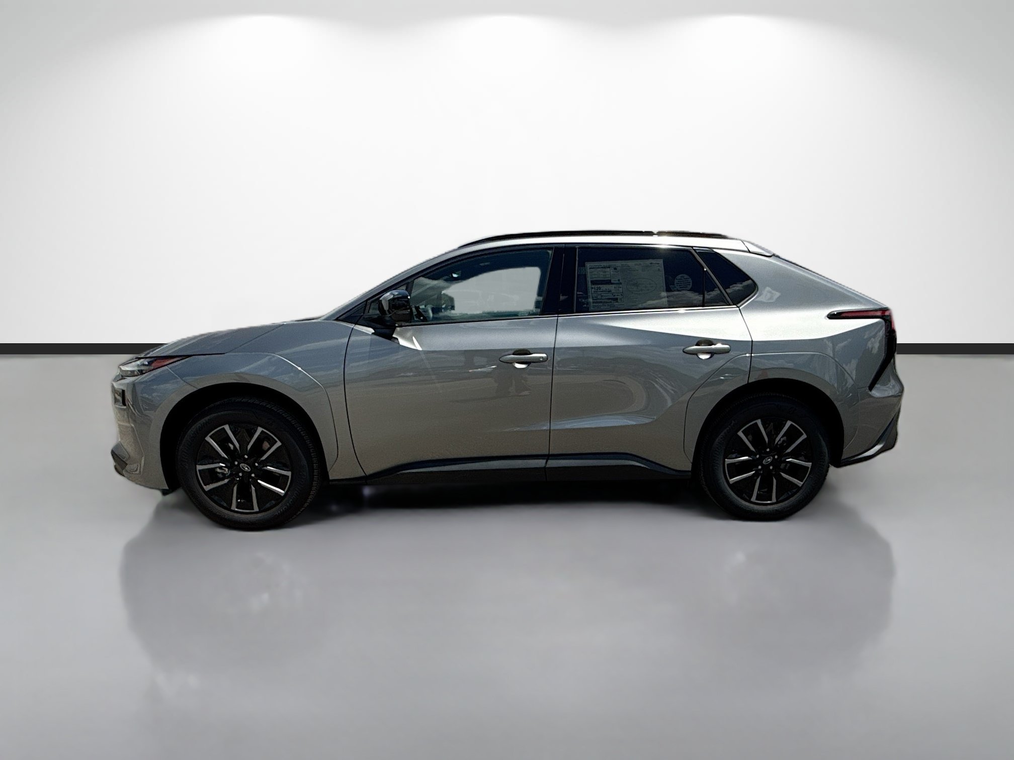 New 2026 Subaru Solterra AWD/4WD image 6