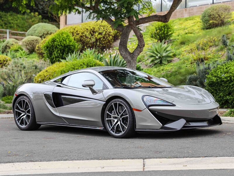 Used 2016 McLaren 570S Coupe RWD image 8