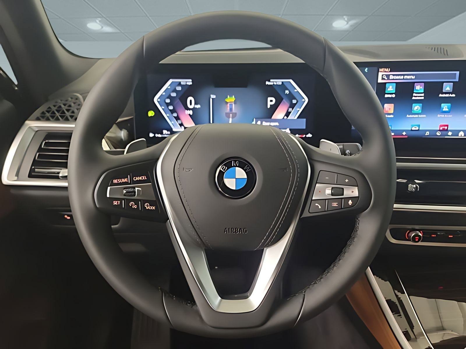 Used 2026 BMW X5 sDrive40i w/ Premium Package image 9