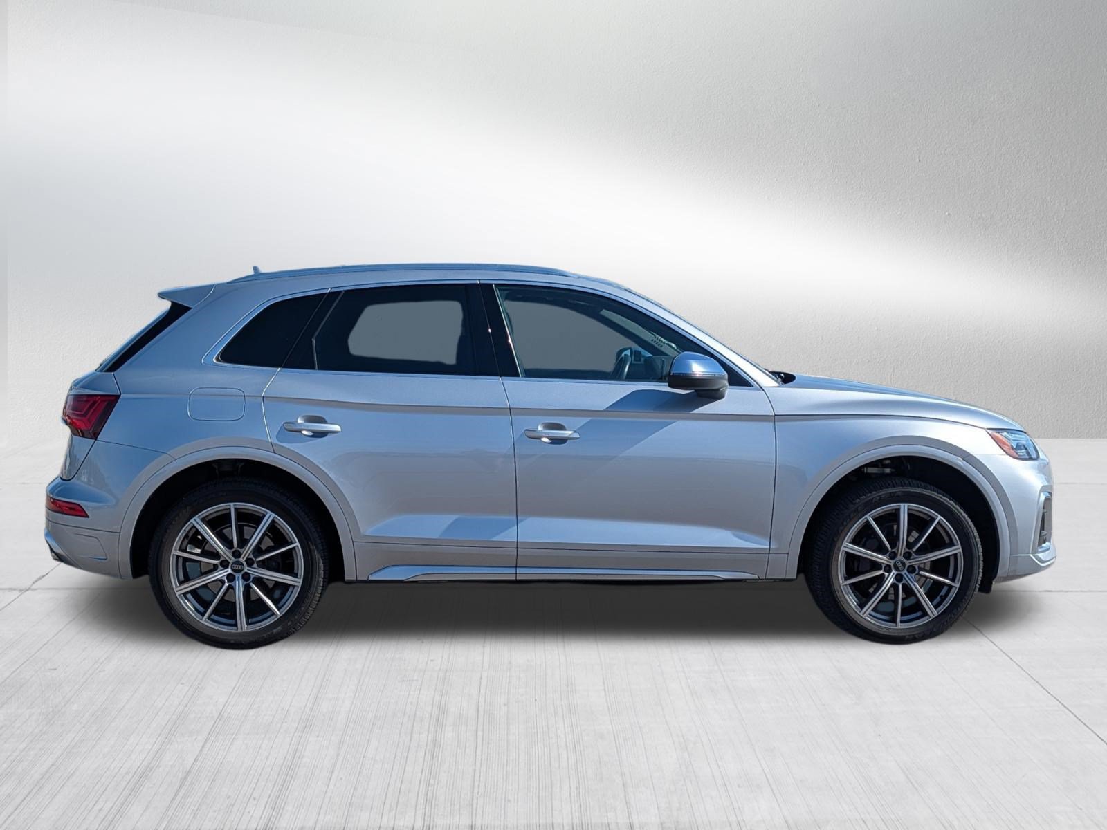 Used 2022 Audi SQ5 Premium Plus AWD/4WD image 8