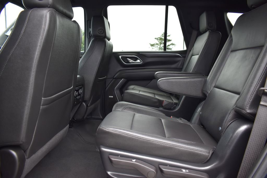 Used 2024 Chevrolet Tahoe Z71 w/ Luxury Package AWD/4WD image 14