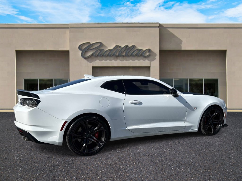 Used 2023 Chevrolet Camaro SS RWD image 3
