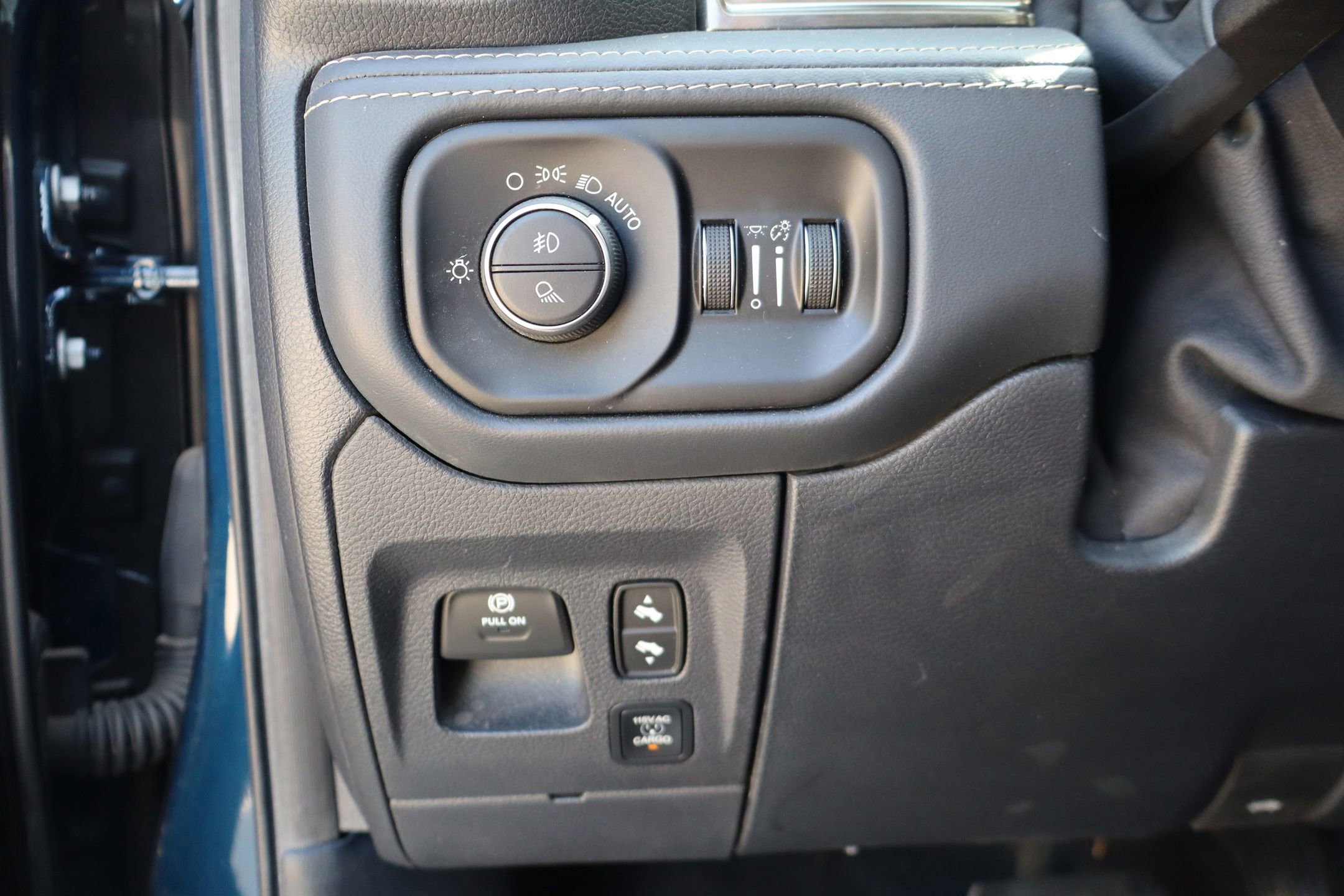 Used 2020 RAM 1500 Limited AWD/4WD image 15