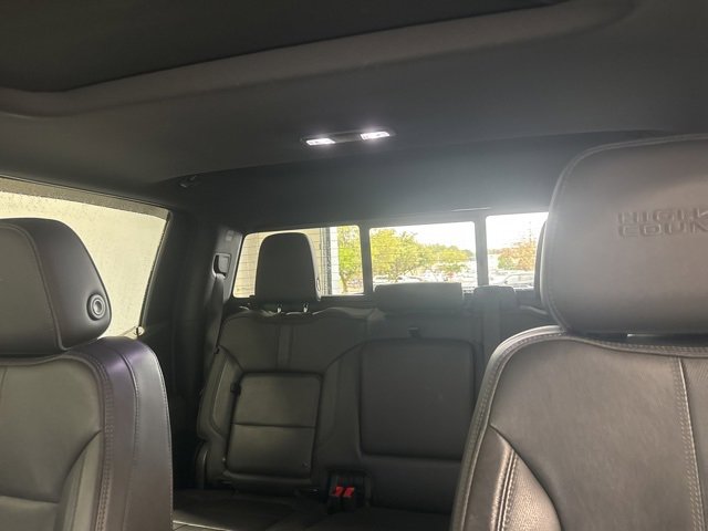Used 2019 Chevrolet Silverado 1500 High Country image 17