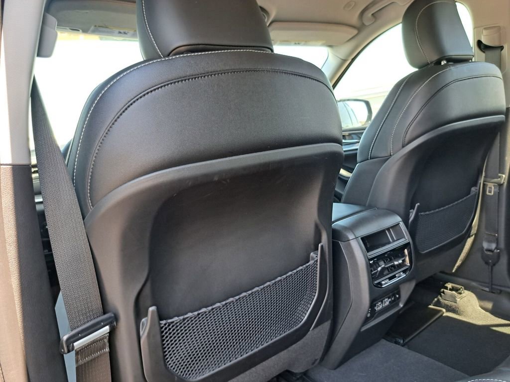 Used 2024 Jeep Grand Cherokee Limited image 22