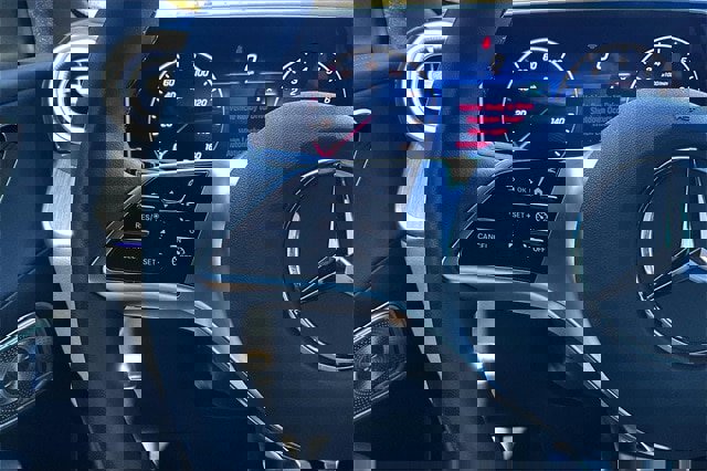 Certified 2025 Mercedes-Benz GLC 300 4MATIC image 14