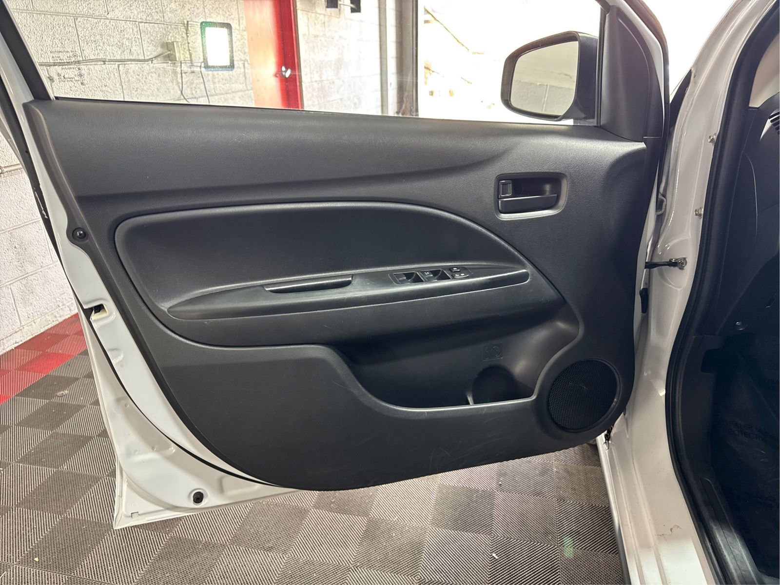 Used 2021 Mitsubishi Mirage LE image 16