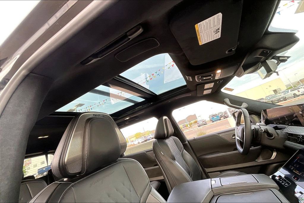 Used 2025 INFINITI QX80 Autograph w/ Autograph Exterior Package image 22