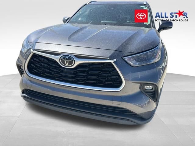 Used 2022 Toyota Highlander XLE image 1