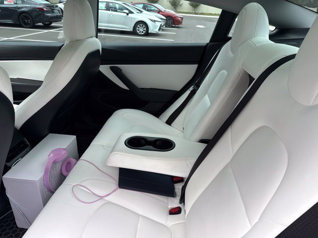 Used 2021 Tesla Model 3 Standard Range Plus RWD image 8